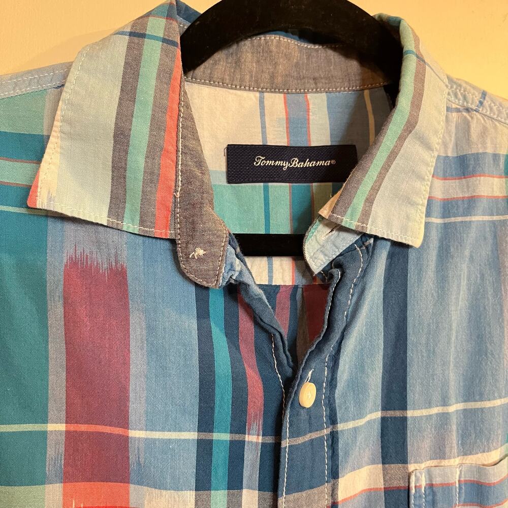 Tommy Bahama Button Down Shirt Short Sleeve Plaid‎ Blue Pink 100% Cotton Medium - Picture 3 of 4